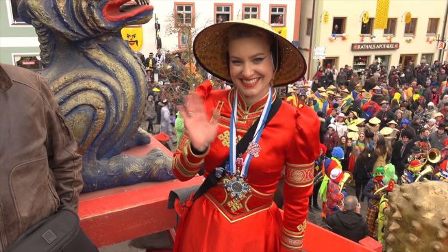 Ein Hauch von China: Fasching in Bayern