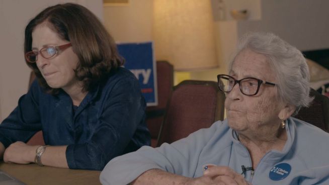 Trotz Trump: 100-Jährige Wählerin macht Frauen Mut