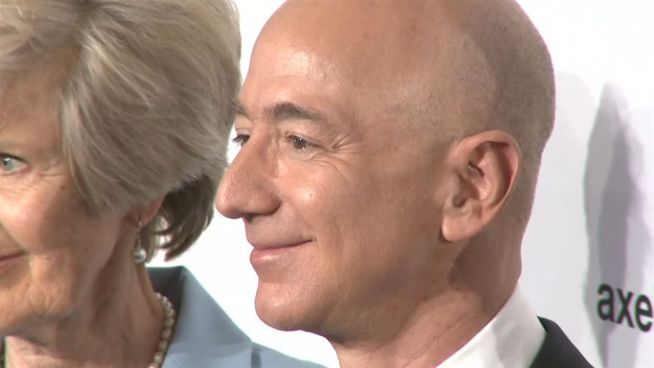 Proteste gegen Milliardär: Springer-Preis für Jeff Bezos